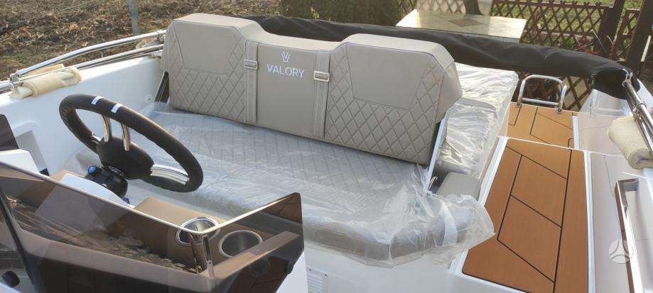 Valory Boats V570, яхты / катера