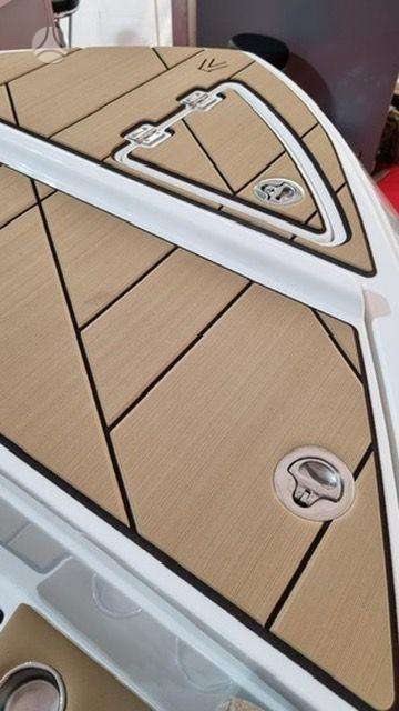 Valory Boats V570, yachts / cruisers