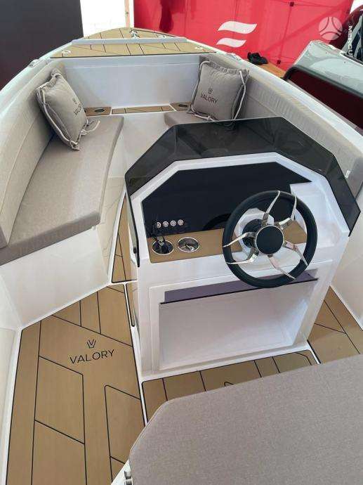 Valory Boats V570, яхты / катера