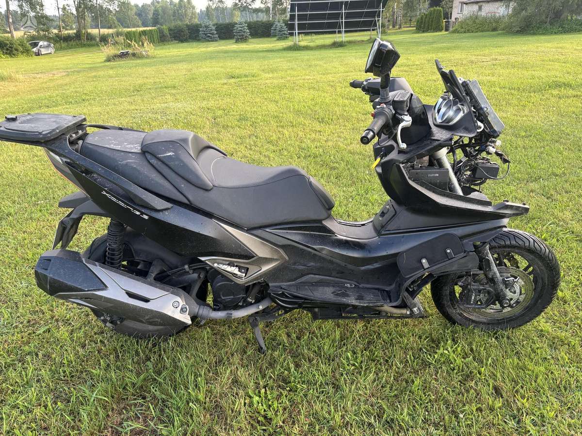 Kymco Xciting, scooters / mopeds