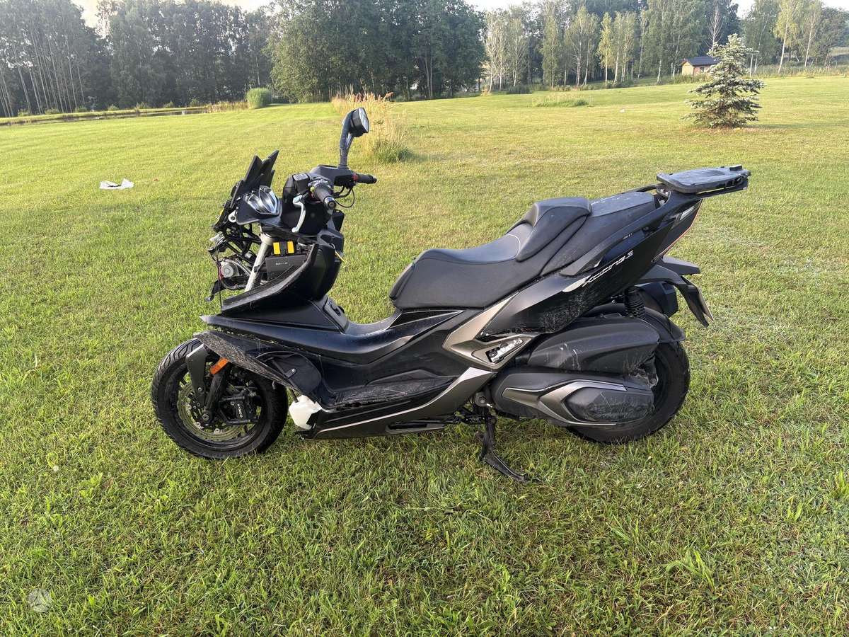 Kymco Xciting, scooters / mopeds