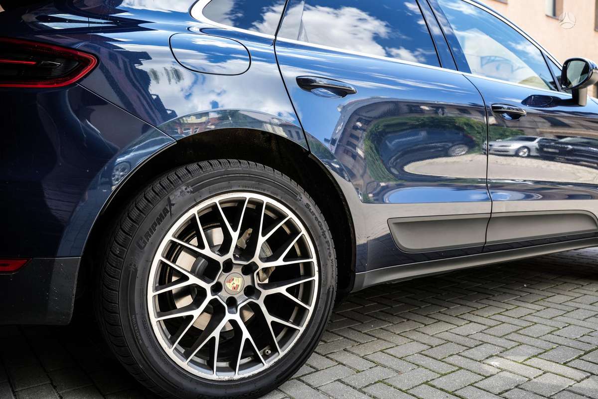 Porsche Macan, 3.0 l., off-road / crossover