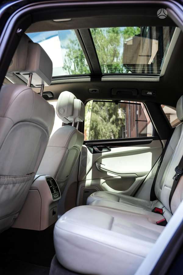 Porsche Macan, 3.0 l., Внедорожник / Кроссовер