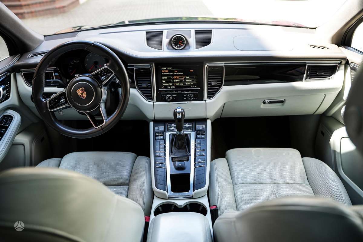 Porsche Macan, 3.0 l., Внедорожник / Кроссовер