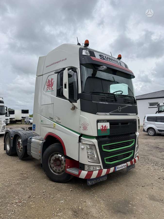 Volvo FH 500, double sleeper