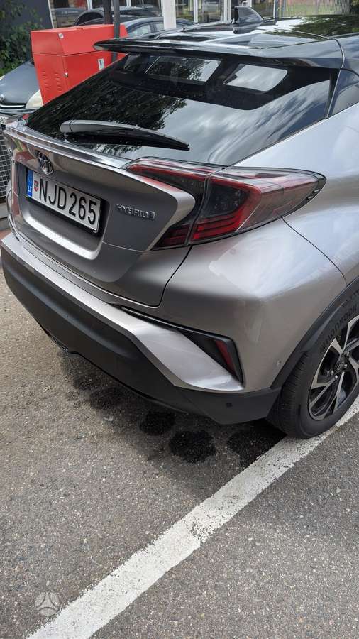 Toyota C-HR - 2