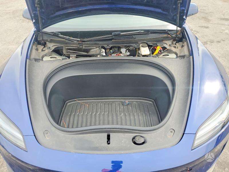 Tesla Model 3, 81 kWh, hatchback