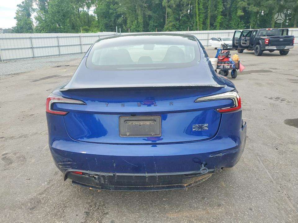 Tesla Model 3, 81 kWh, hatchback