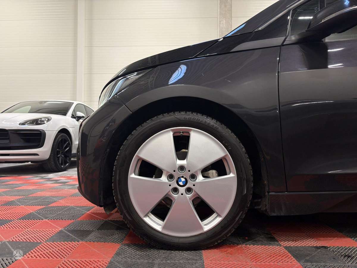 BMW i3, 0.7 l., hatchback