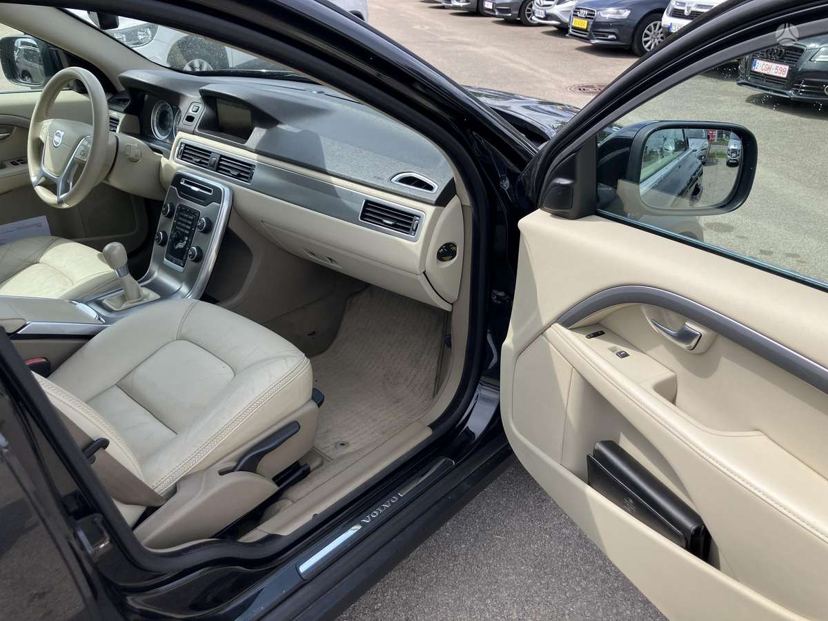 Volvo XC70, 2.4 l., Универсал