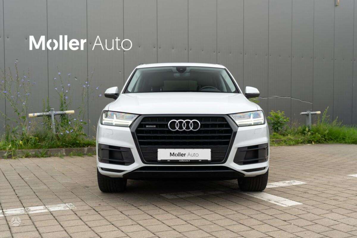 Audi Q7, 3.0 l., off-road / crossover