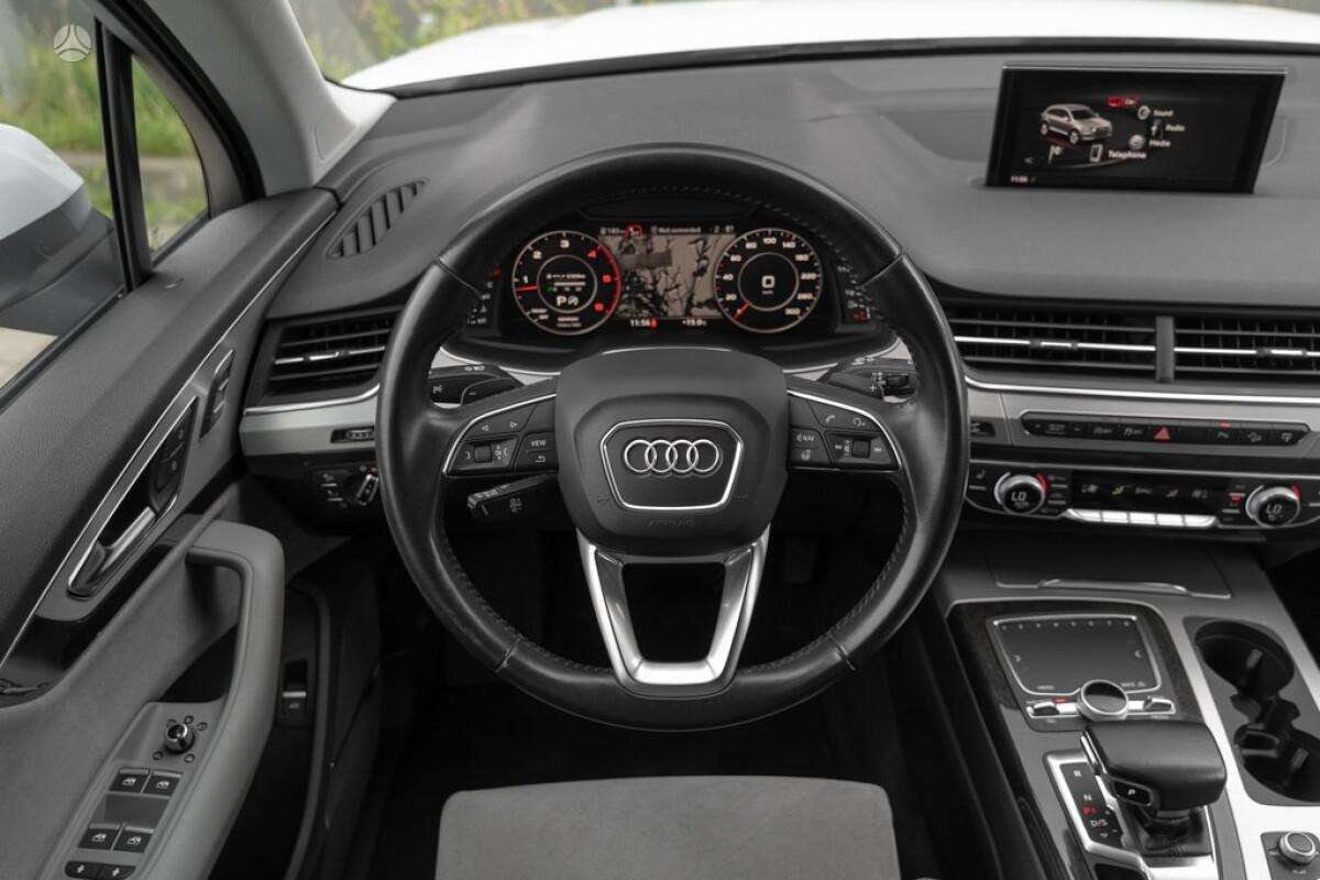 Audi Q7, 3.0 l., off-road / crossover