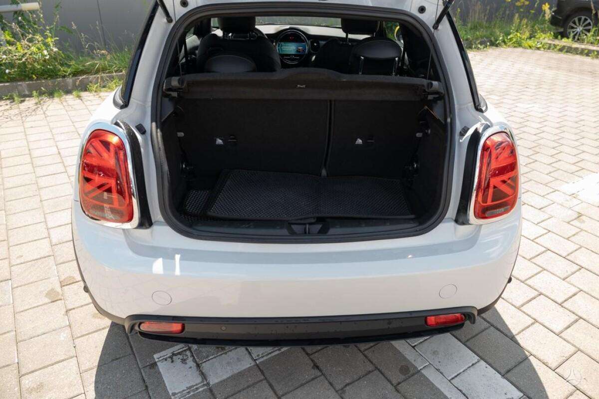 Mini Cooper SE, coupe