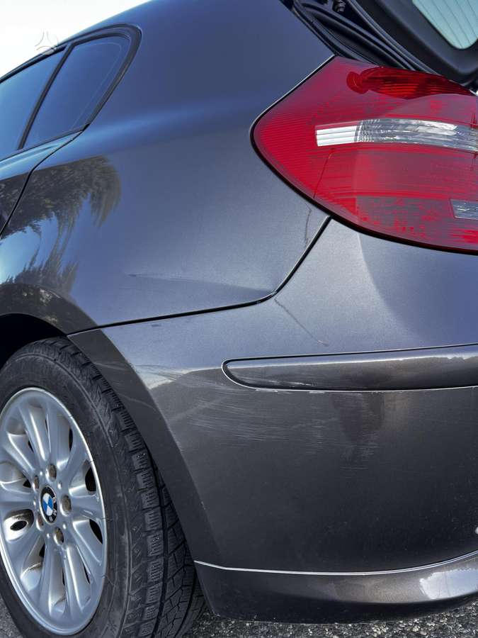 BMW 120, 2.0 l., hatchback