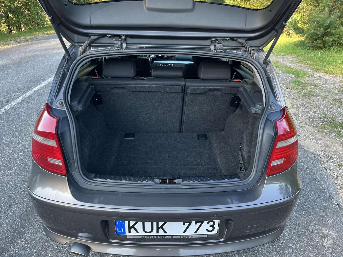 BMW 120, 2.0 l., hatchback