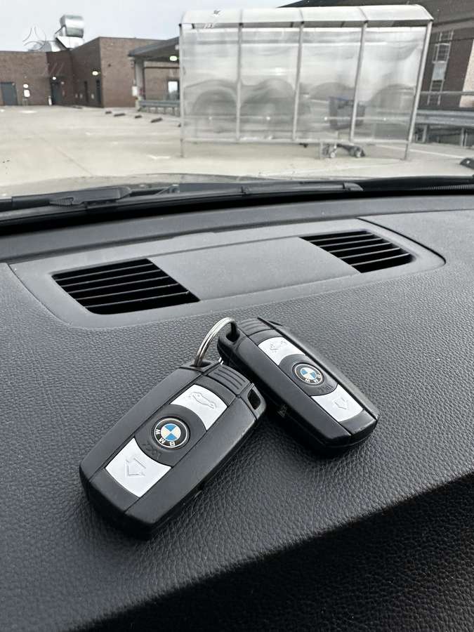 BMW 320, wagon