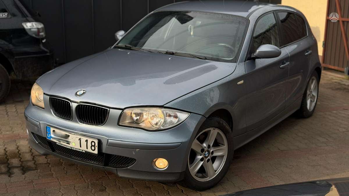 BMW 118, 2.0 l., Хэтчбек