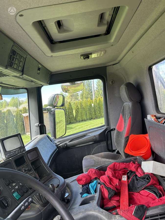 Scania 230, самосвалы с краном