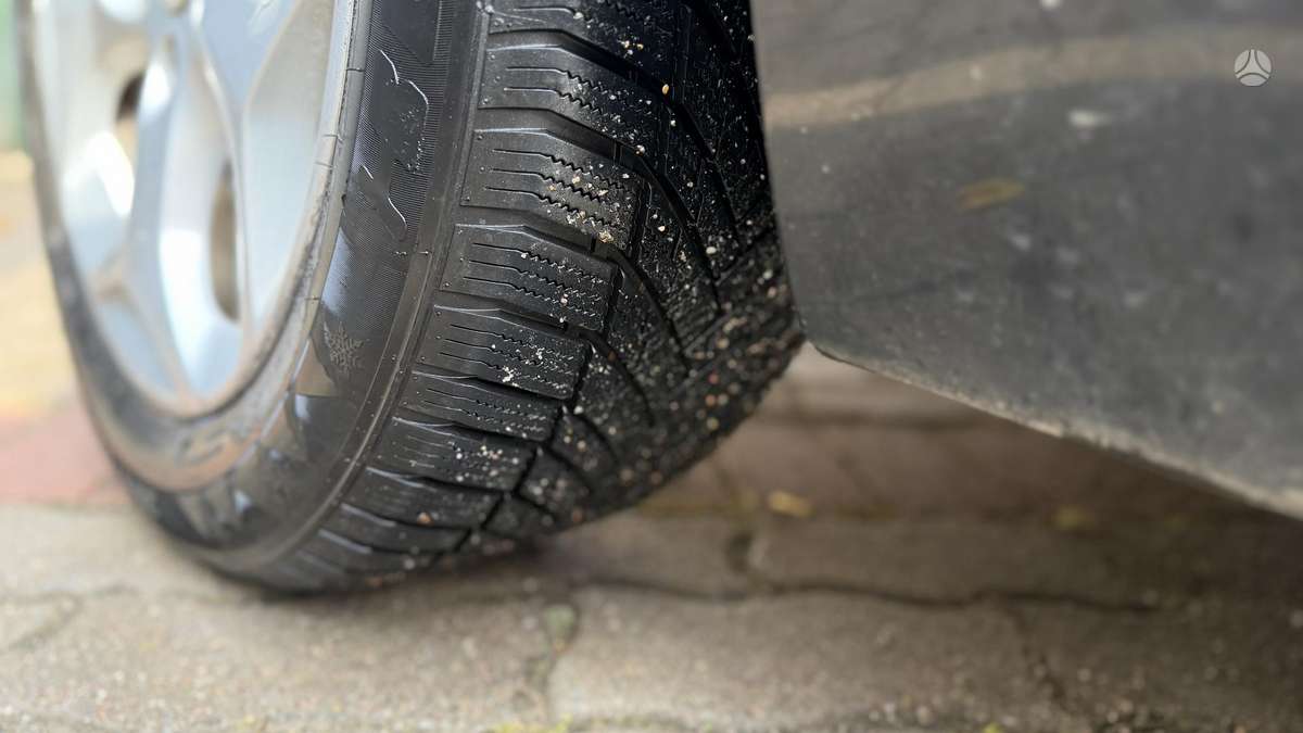 Ford Focus, 1.6 l., hatchback