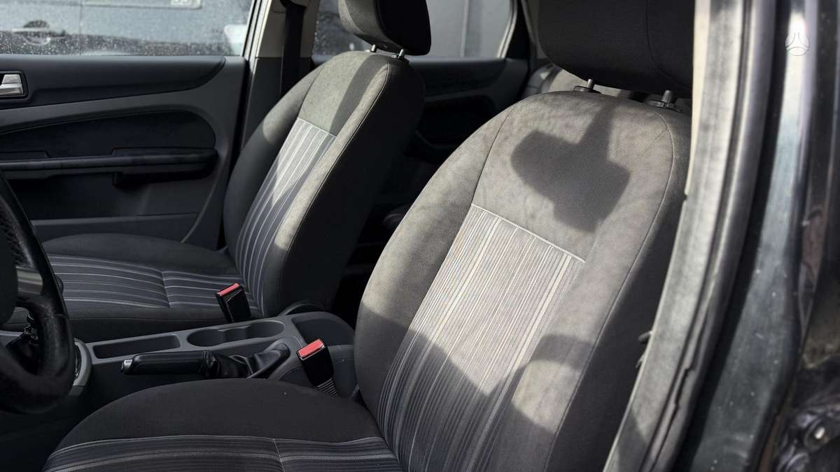 Ford Focus, 1.6 l., Хэтчбек