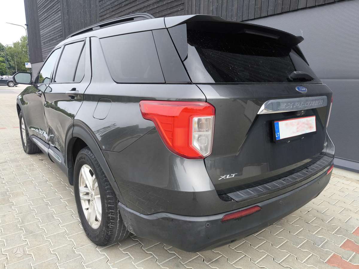 Ford Explorer, 2.3 l., off-road / crossover