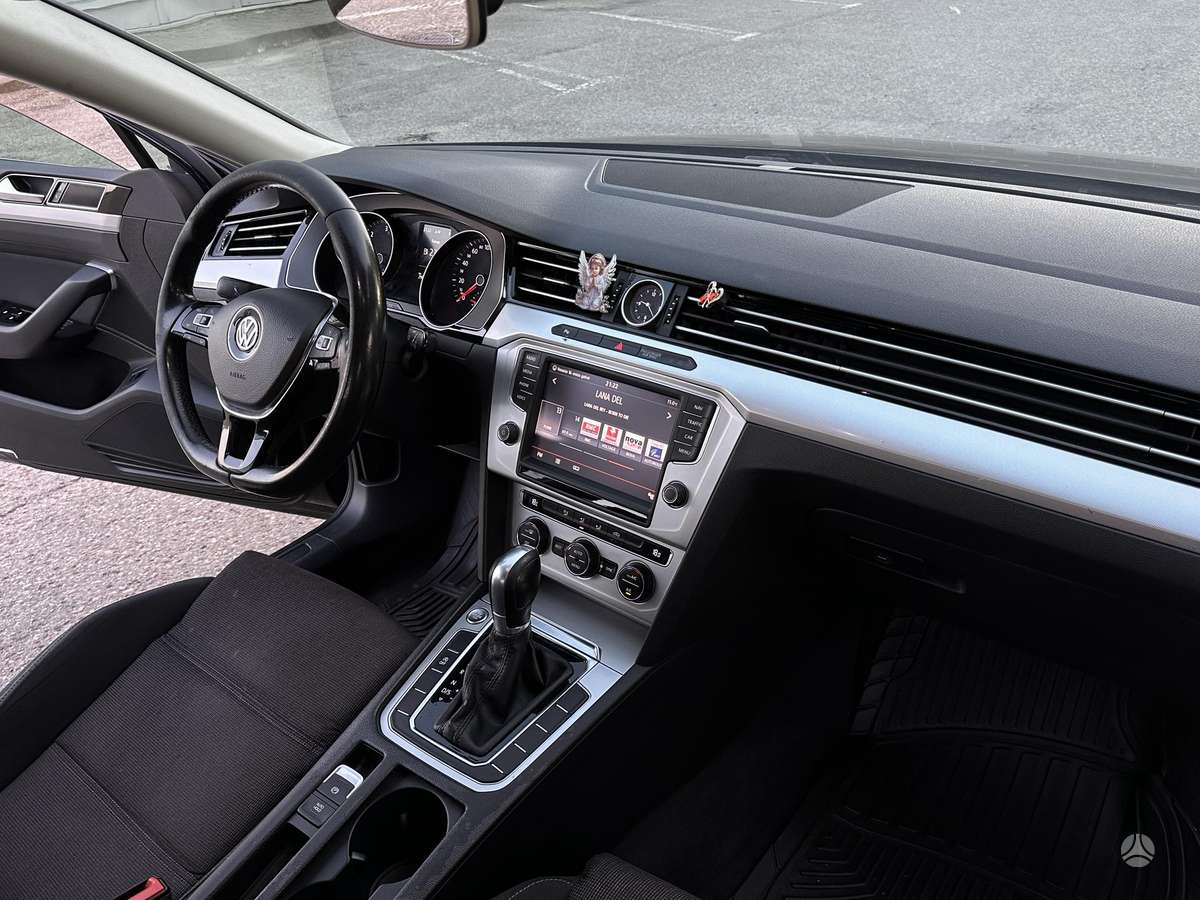 Volkswagen Passat, 2.0 l., Универсал