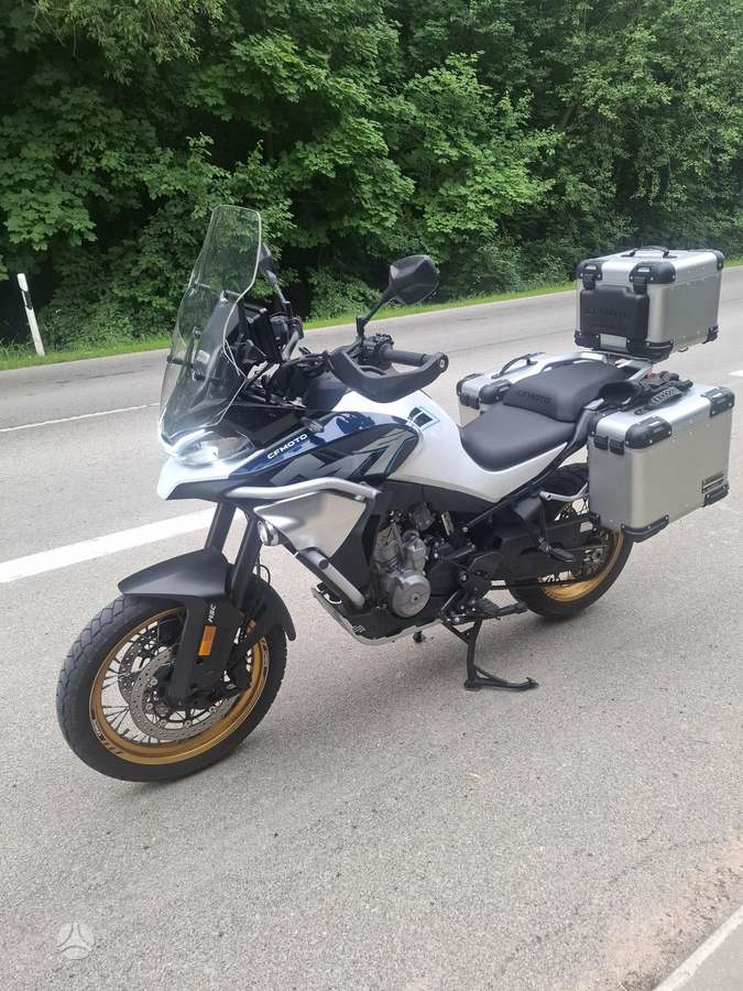 CFMOTO 800 Explore 800cc, touring / sport touring