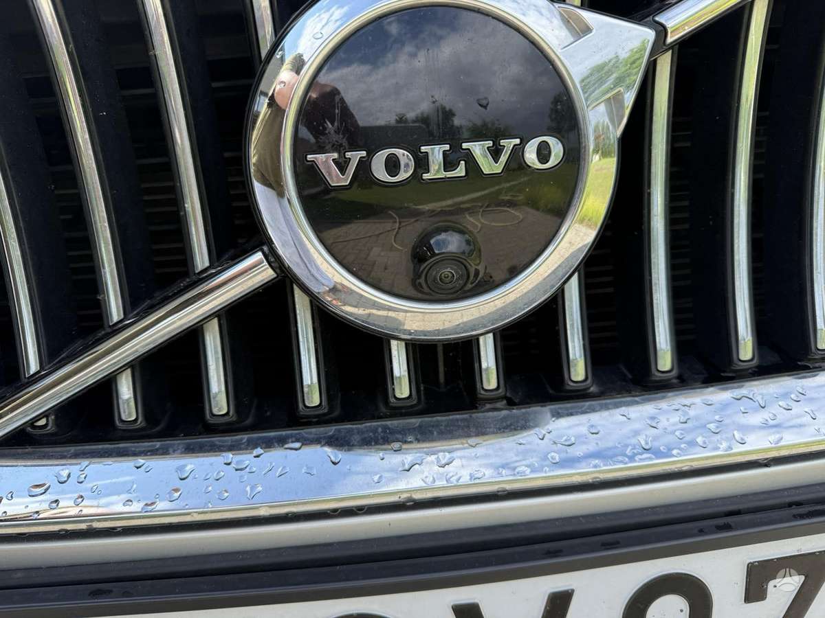 Volvo XC90 - 8