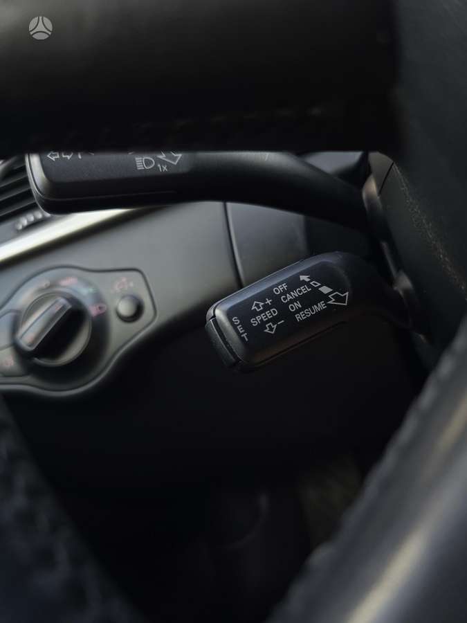 Audi A4, 2.0 l., Седан