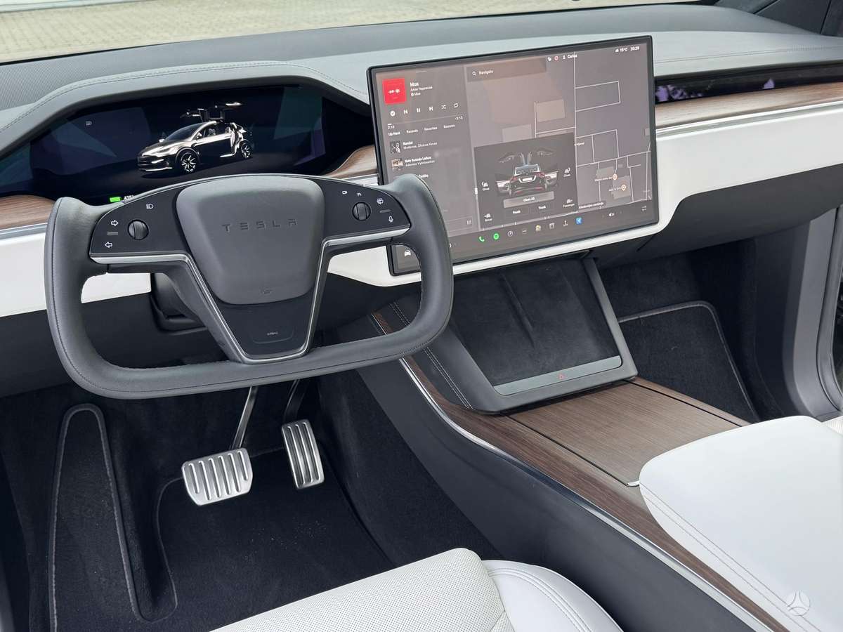 Tesla Model X, 100 kWh, off-road / crossover