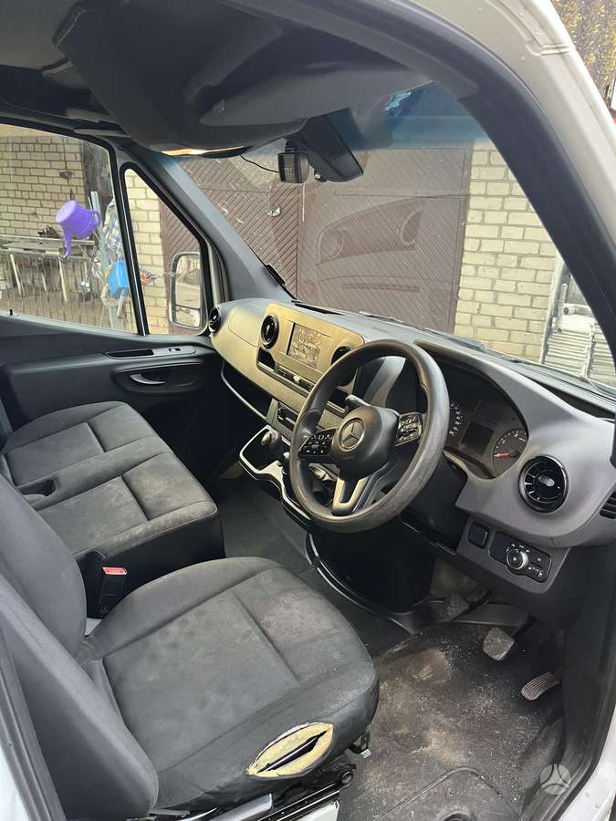 Mercedes-Benz Sprinter, buses
