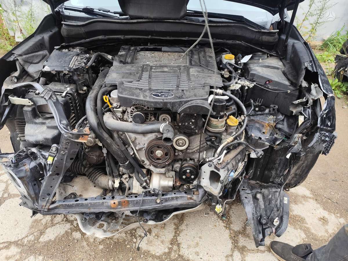 Subaru Forester, 2.0 l., off-road / crossover