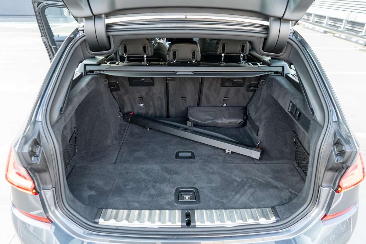 BMW 320, 2.0 l., wagon