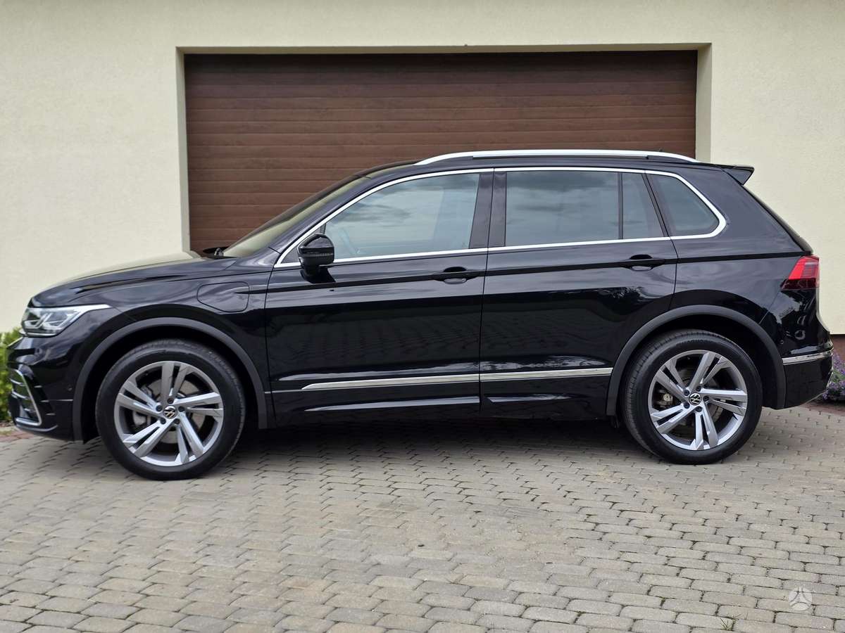 Volkswagen Tiguan - 4
