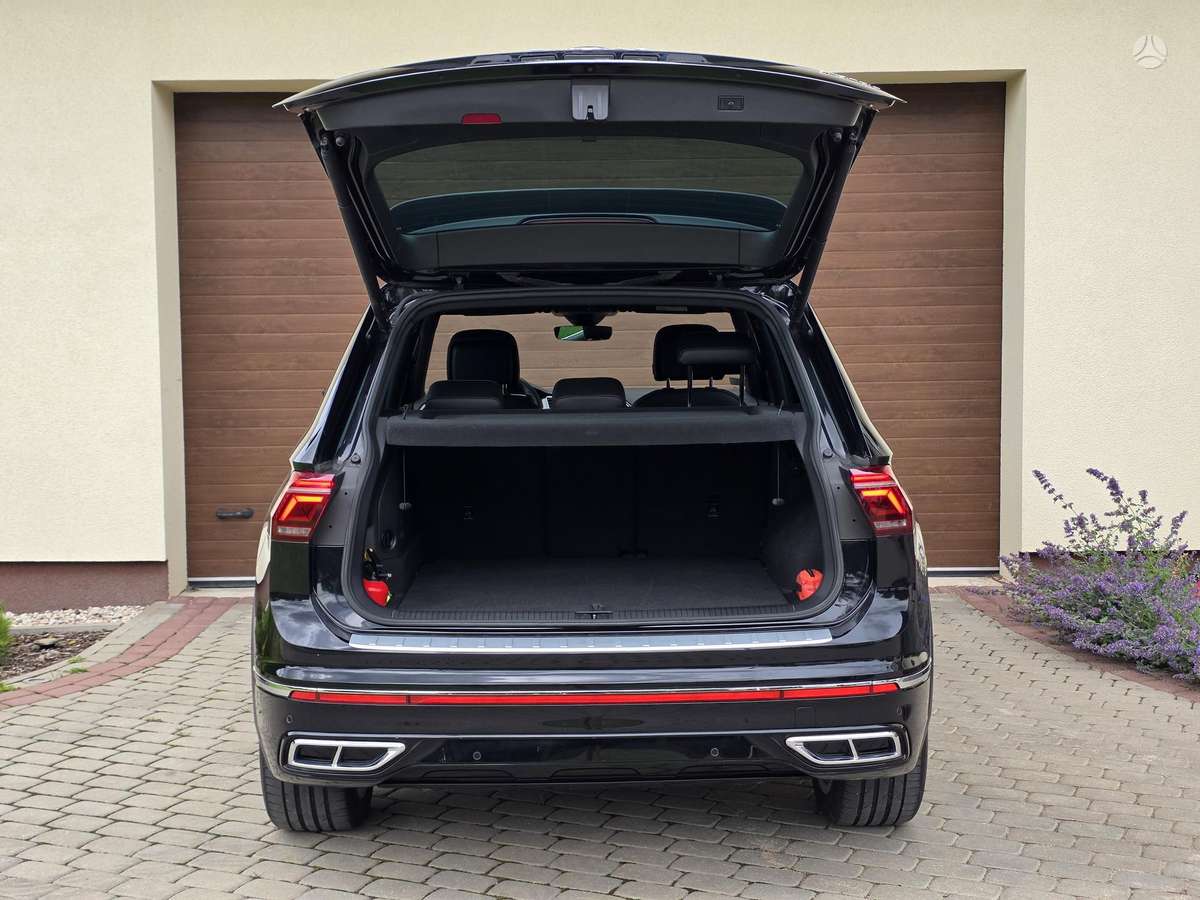 Volkswagen Tiguan - 9