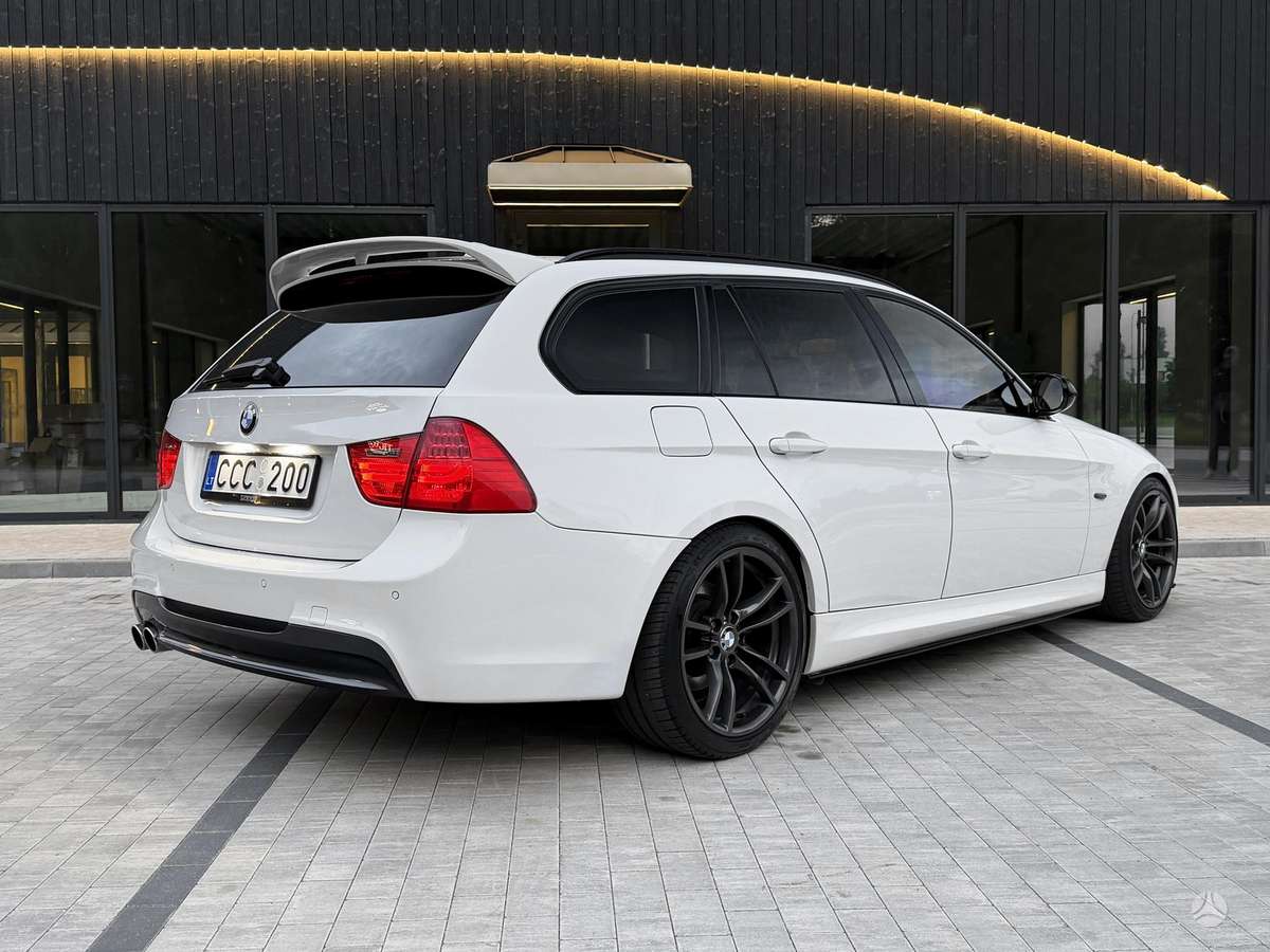 BMW 320, 2.0 l., wagon