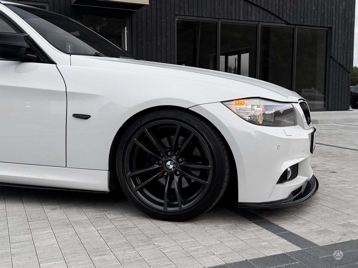 BMW 320, 2.0 l., wagon