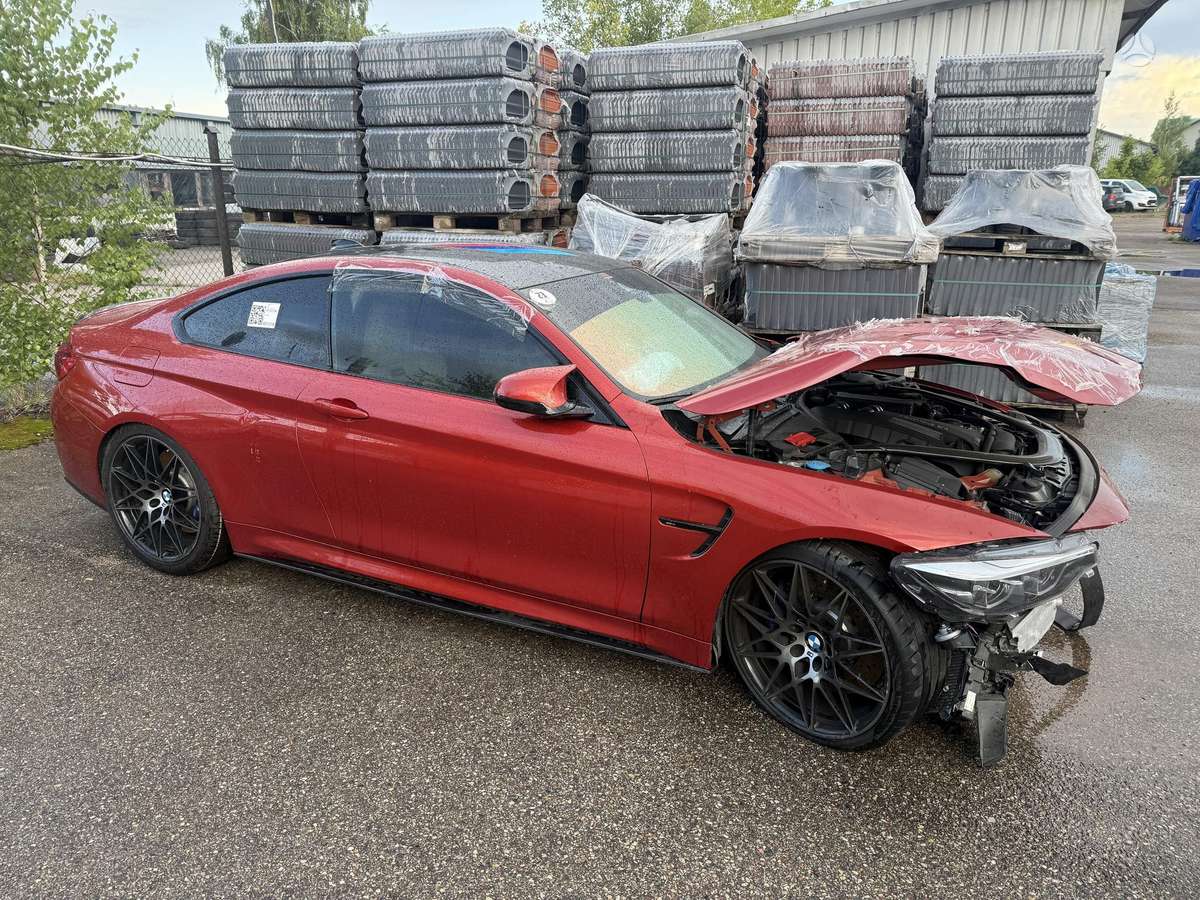 BMW M4, 3.0 l., coupe