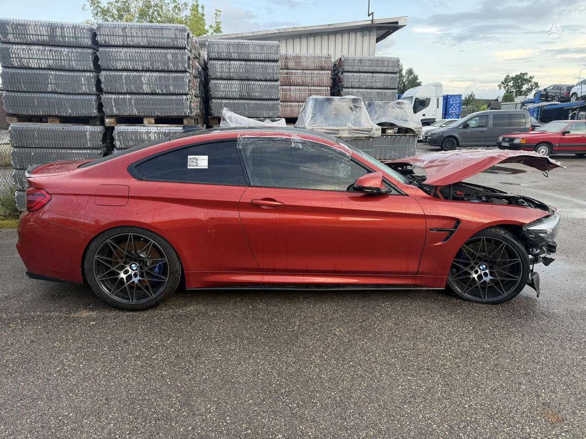 BMW M4, 3.0 l., coupe