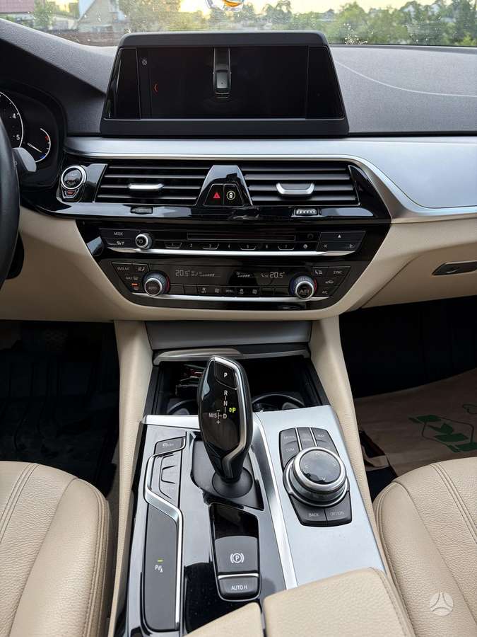 BMW 520, 2.0 l., wagon