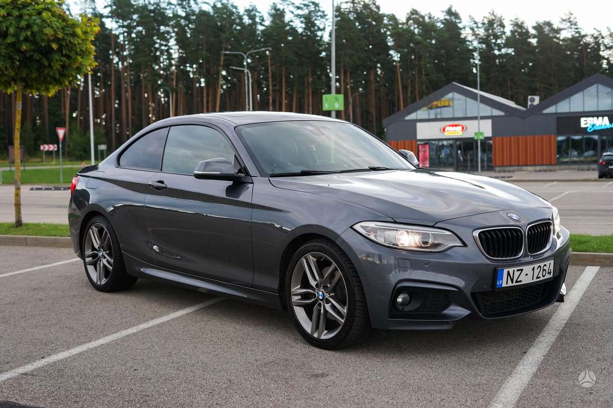 BMW 220, 2.0 l., coupe