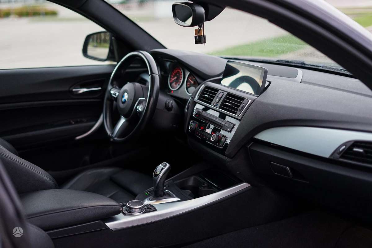 BMW 220, 2.0 l., coupe