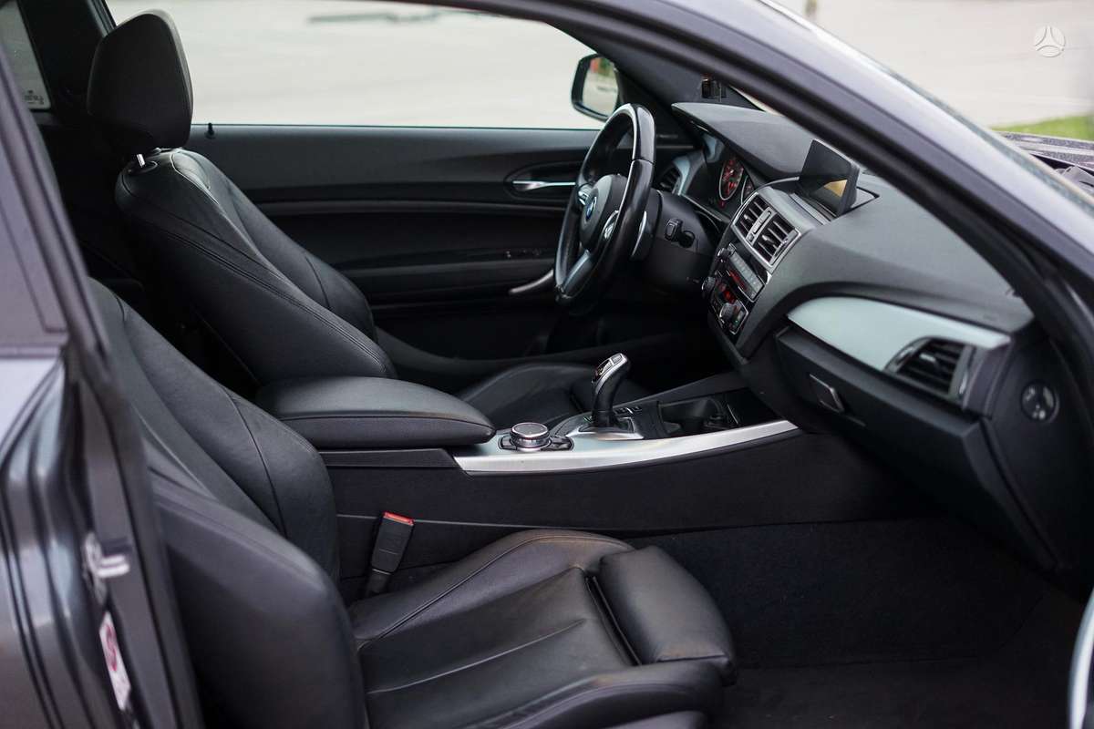 BMW 220, 2.0 l., coupe