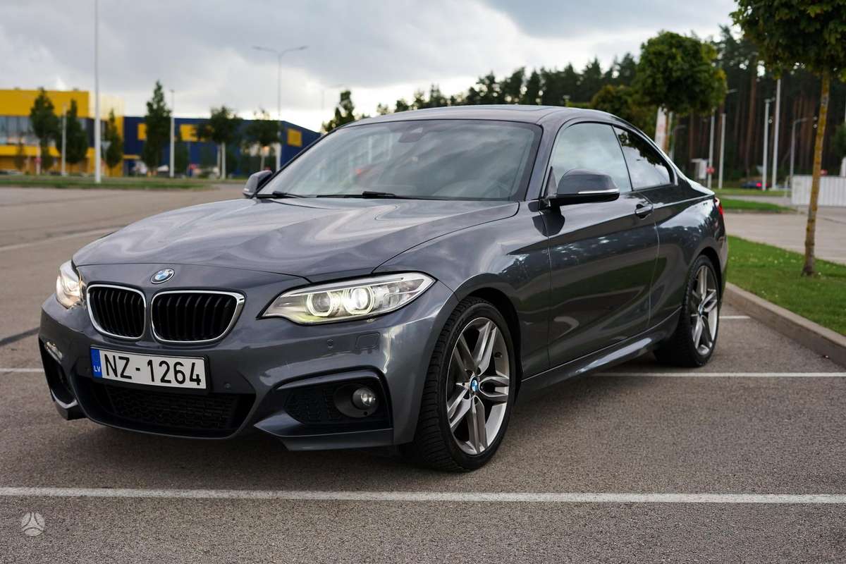 BMW 220, 2.0 l., coupe