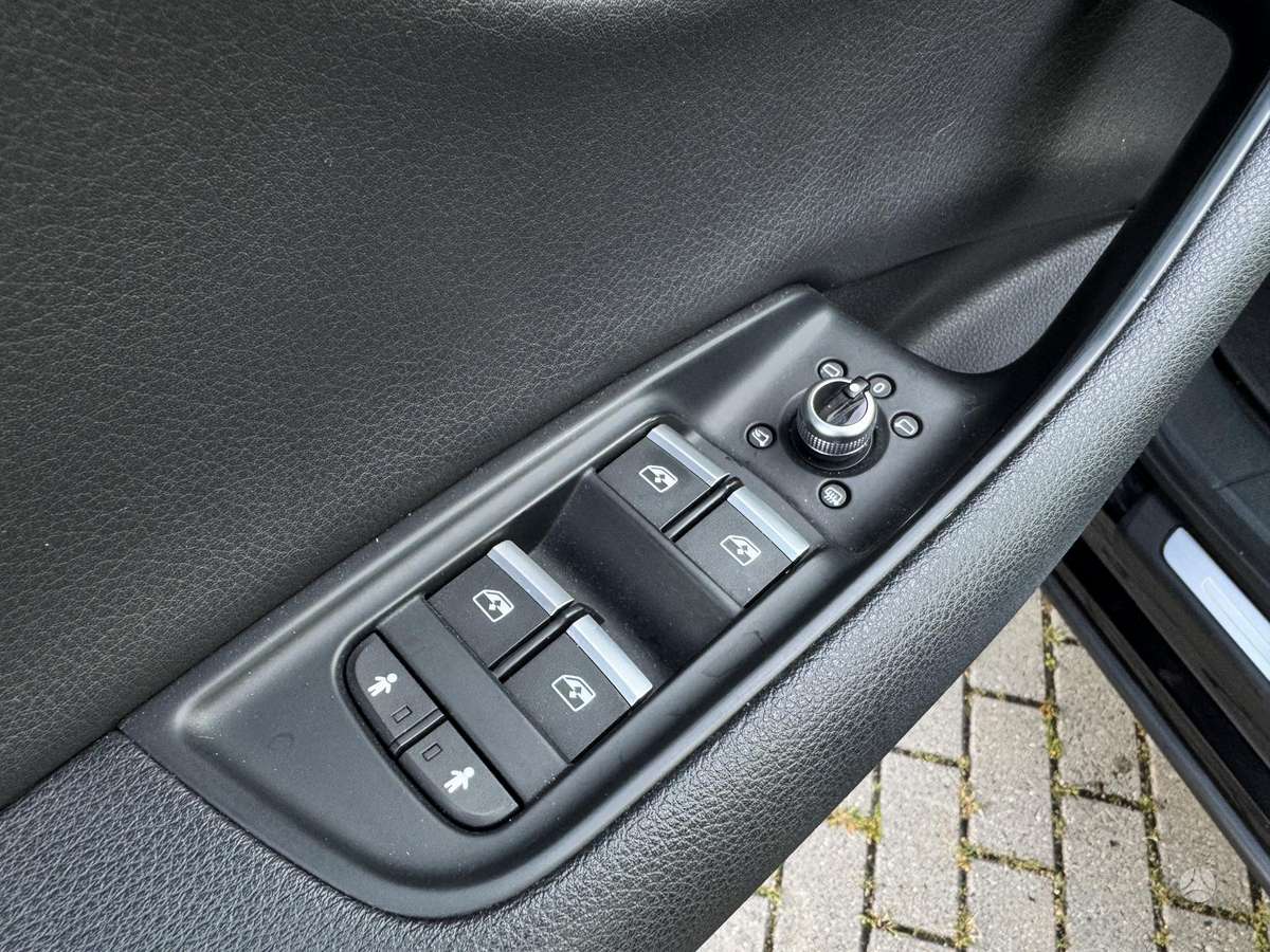 Audi Q7, 3.0 l., off-road / crossover