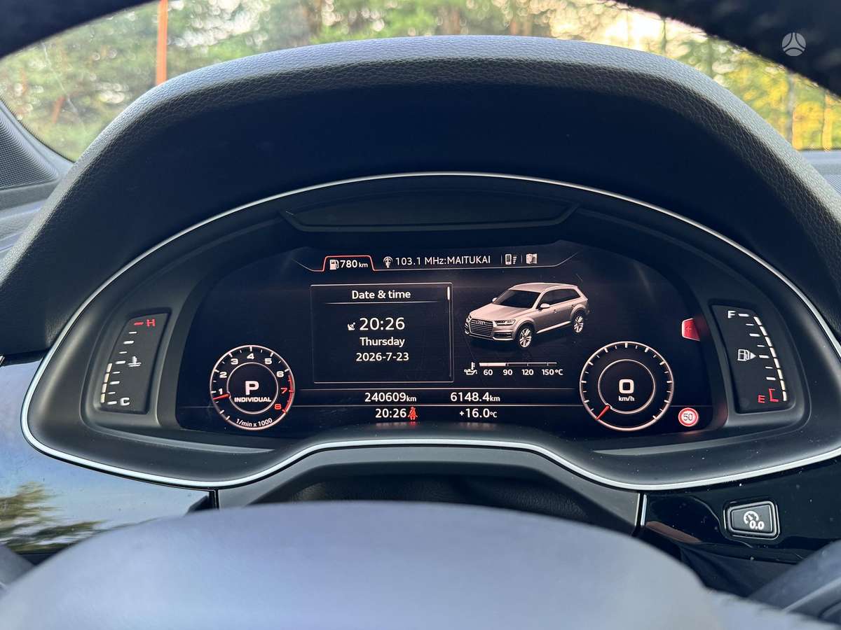 Audi Q7, 3.0 l., off-road / crossover