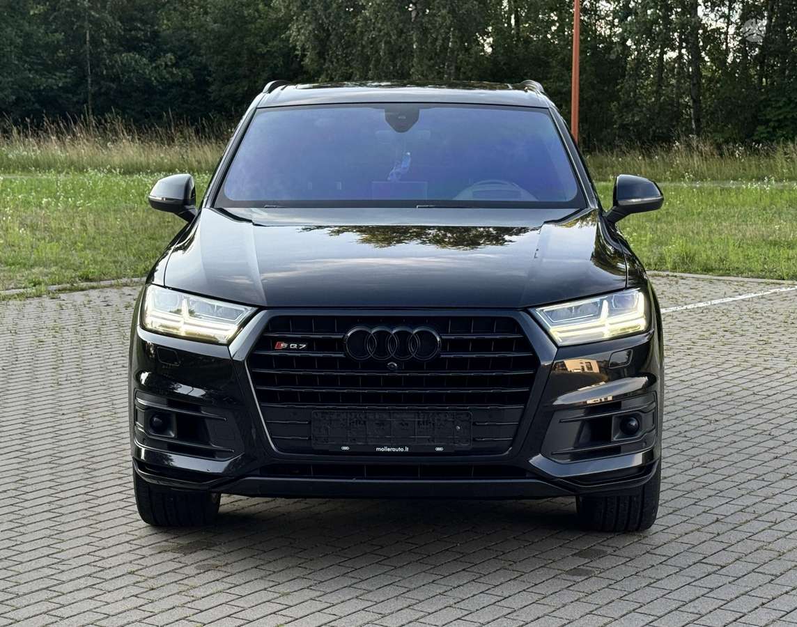 Audi Q7, 3.0 l., off-road / crossover
