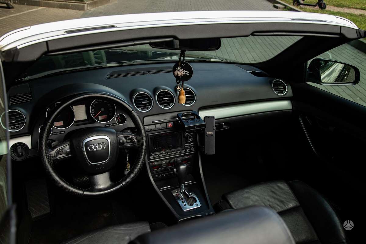 Audi A4, 2.0 l., convertible