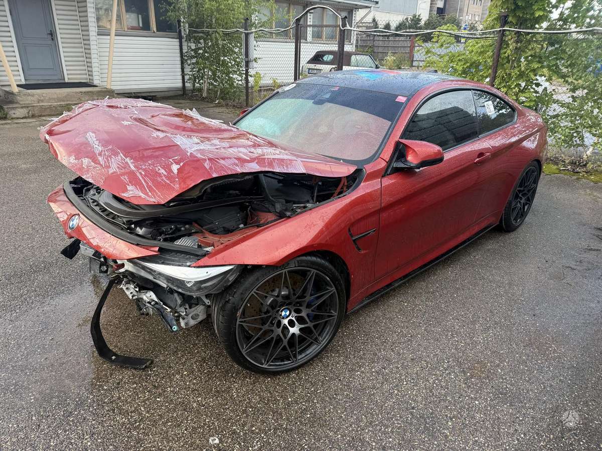 BMW M4, 3.0 l., coupe