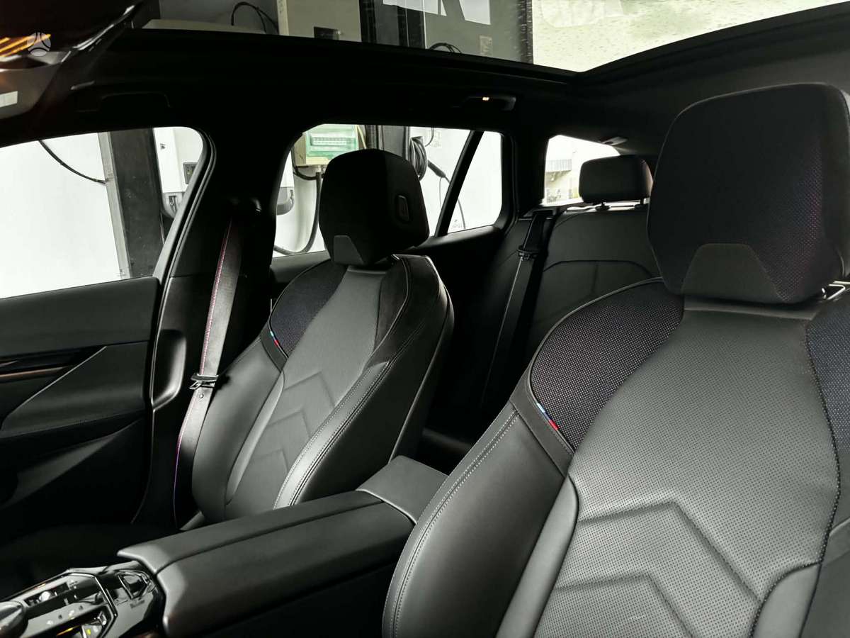 BMW i5, Универсал